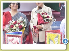 Principal Dr. Mrs. Rupali Gupta and Vice Principal Mrs. Poonam Kohli Birthday Celebration8